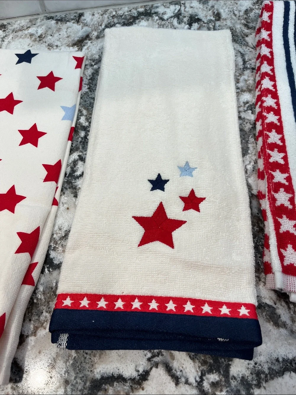 NEW Set of 4 Patriotic Star & Stripe Kitchen Towels - Red, White, Blue